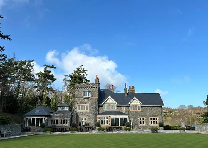 The Manor Boutique Hotel Restaurant And Bar